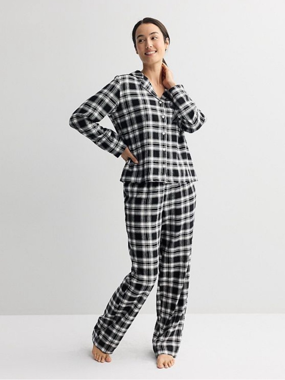 Sonoma NWT Women's Black & White Plaid Flannel Pajama Set